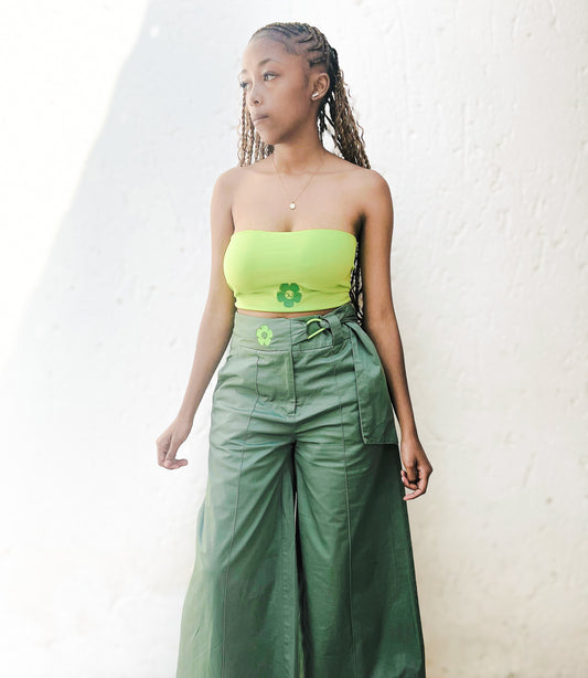 booty leg + Crop