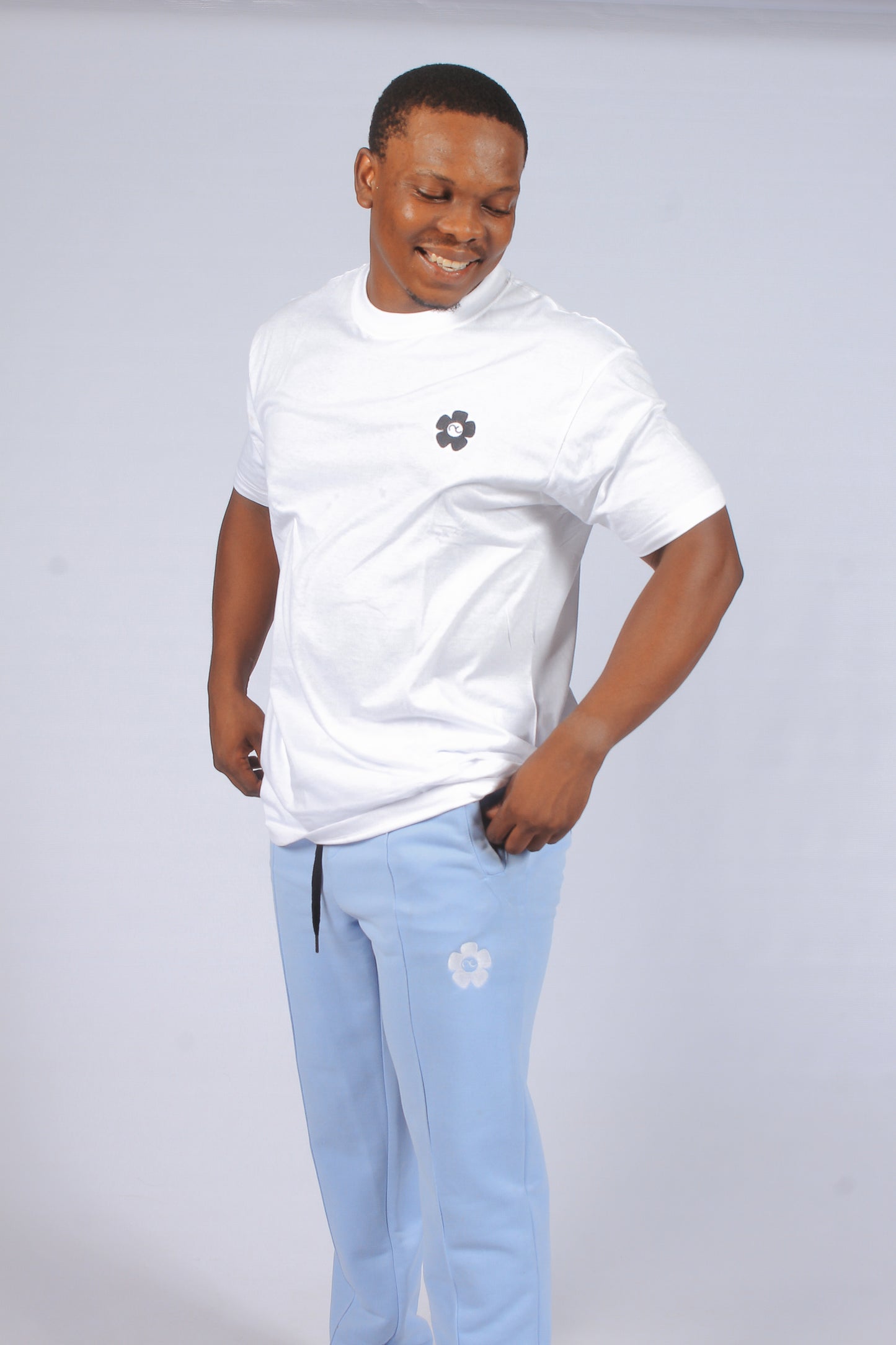 Trackpants & T-shirt